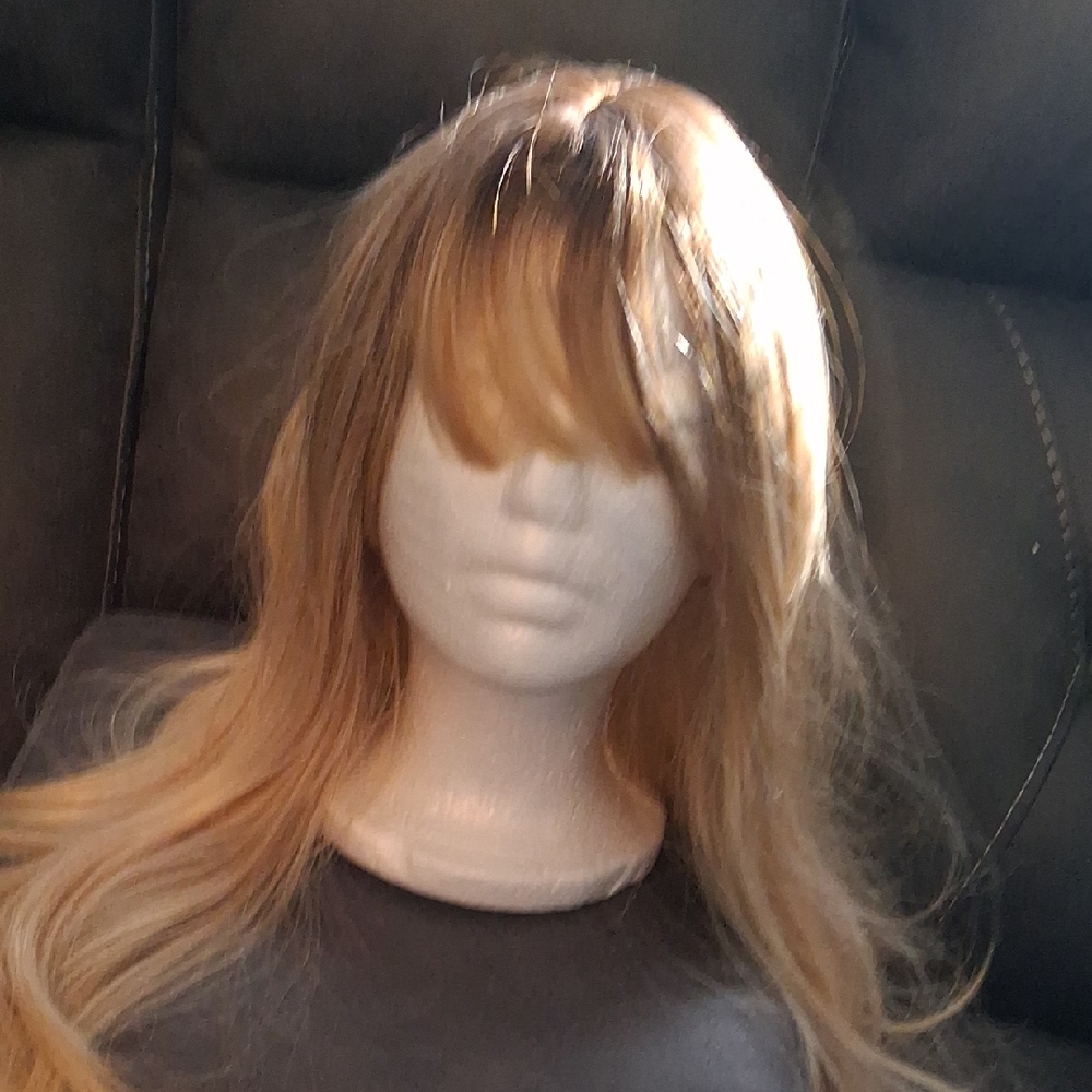 Elegant Ombre Blonde Wig for Women